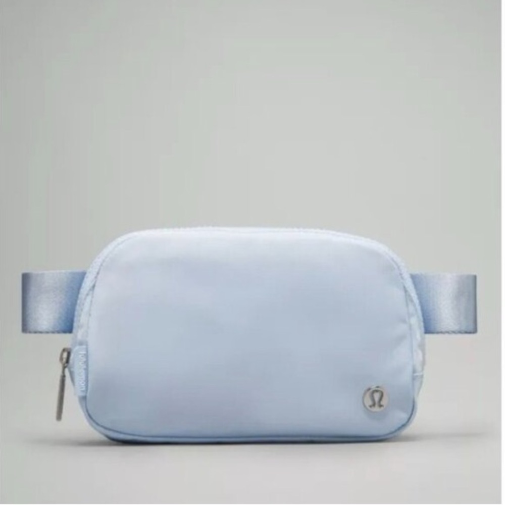 Lululemon Belt Bag Light Blue Winter 2025 NWT